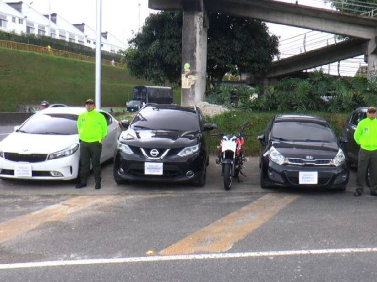 Autoridades recuperaron cuatro vehículos que habían sido hurtados