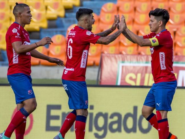 Medellín venció a Nacional en el clásico paisa y se metió entre los ocho