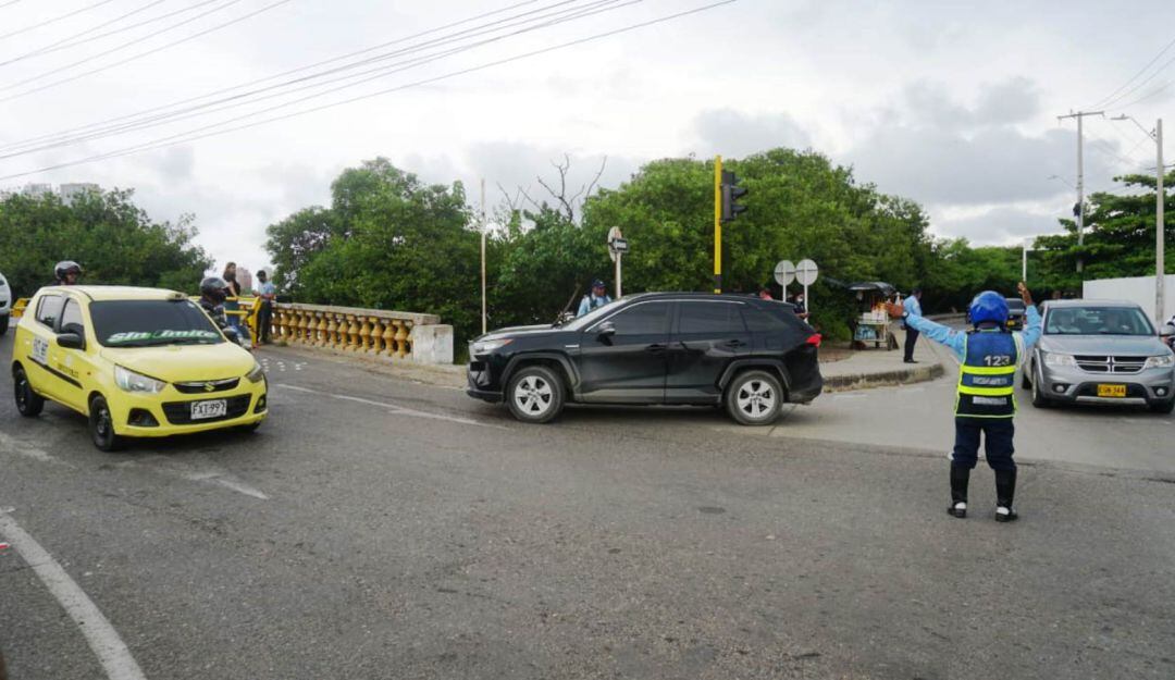 Solo se permite vehículos livianos