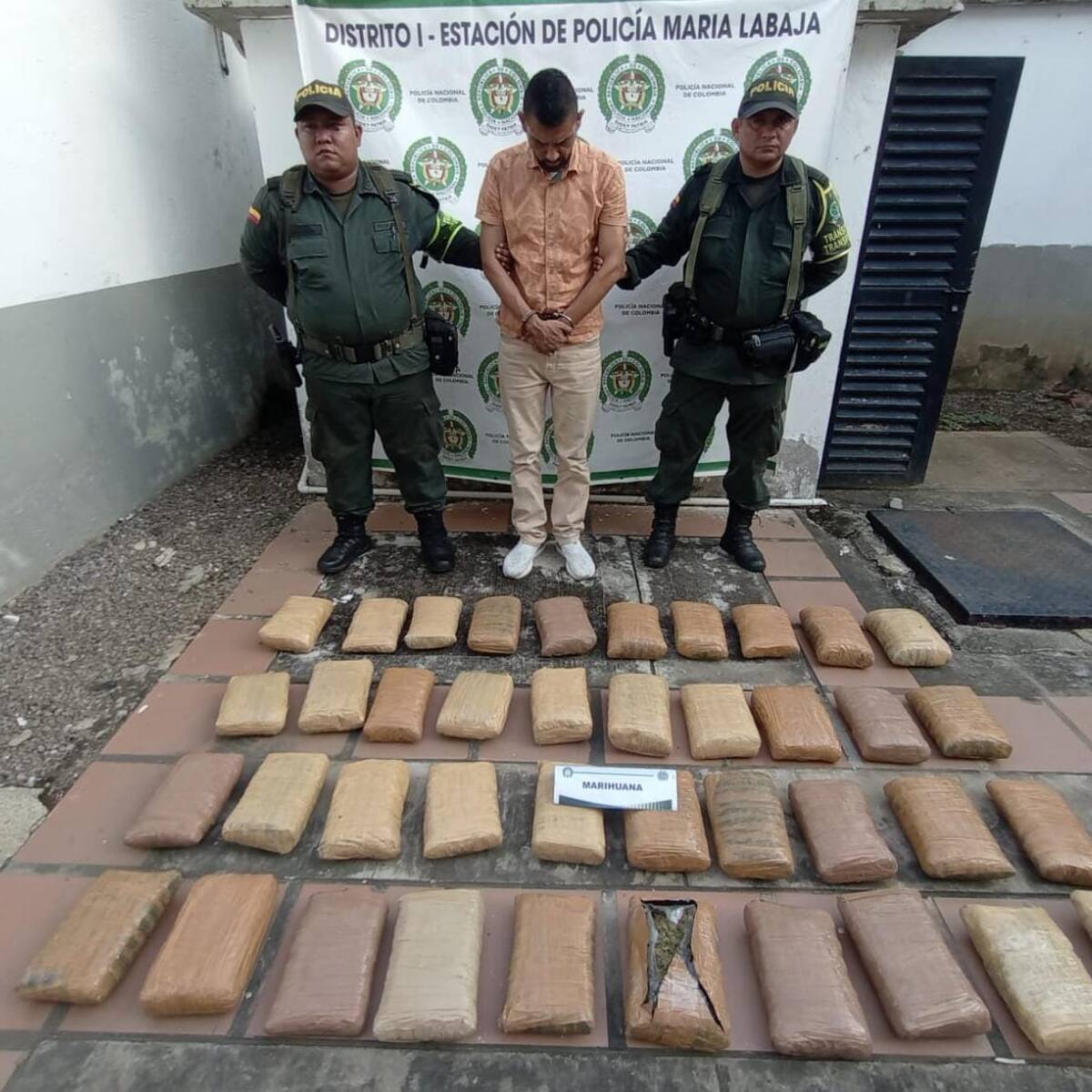 Capturan a hombre con alijo de marihuana en una vía de Marialabaja, Bolívar