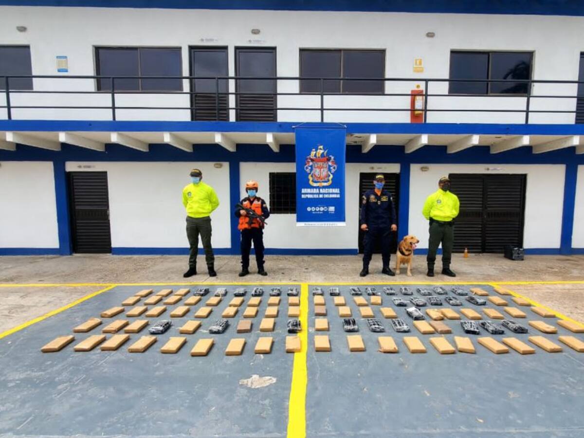 Armada incautó 100 kilos de cocaína cerca a Cartagena