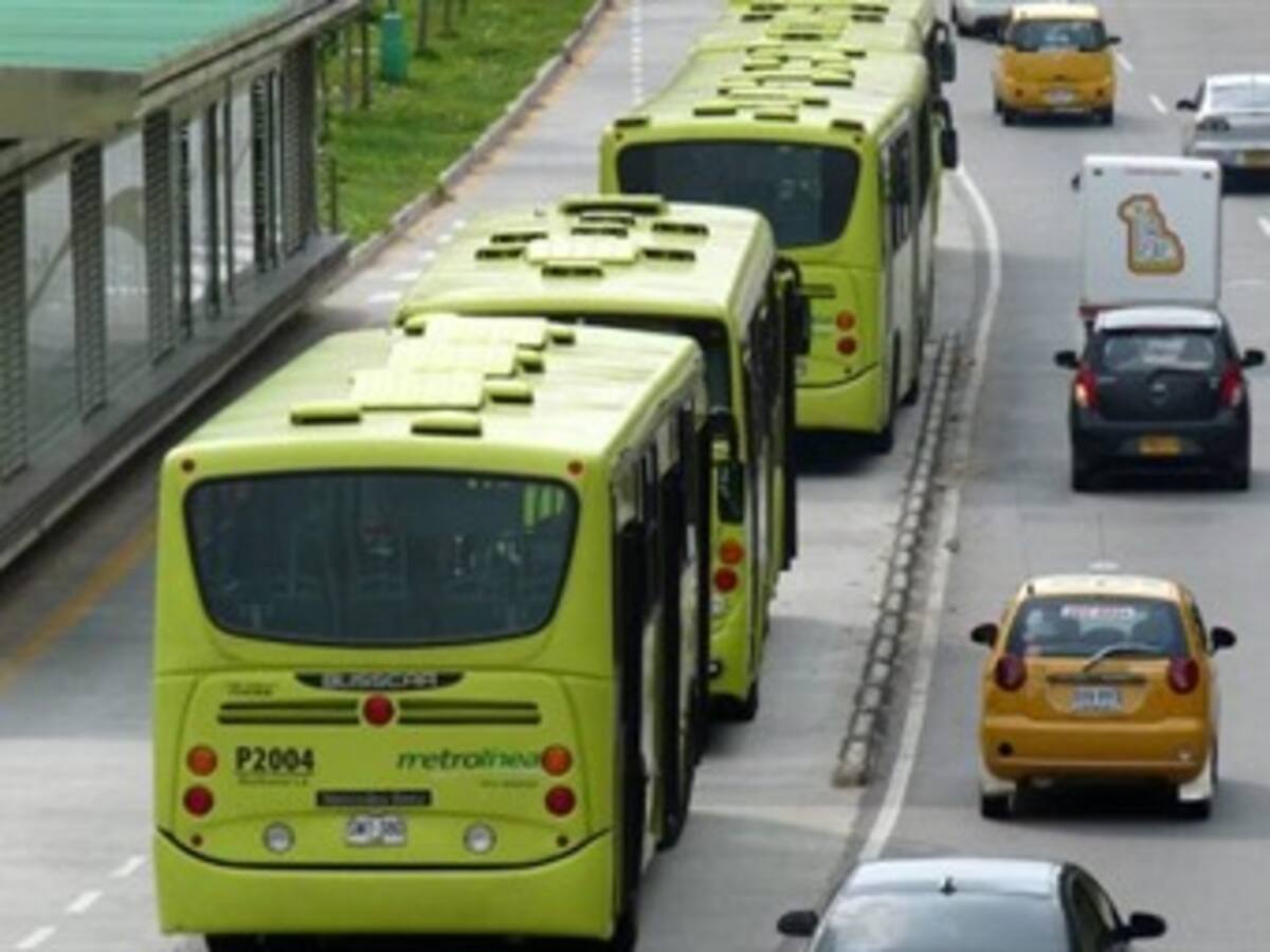 Contraloría revela fallas en manejo de dinero en Metrolínea de Bucaramanga