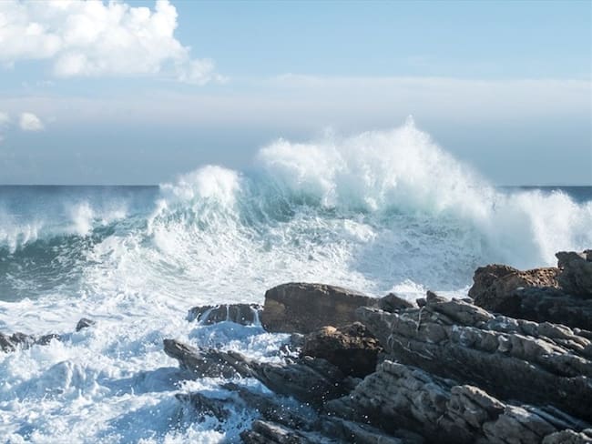 La altura del oleaje oscilará entre 2.7 y 4.2 metros como consecuencia del mar de fondo ocasionado por los vientos presentes en los últimos días. Foto: Getty Images