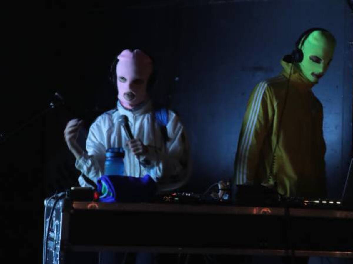 Pussy Riot salen de prisión tras interrumpir la final del mundial de fútbol