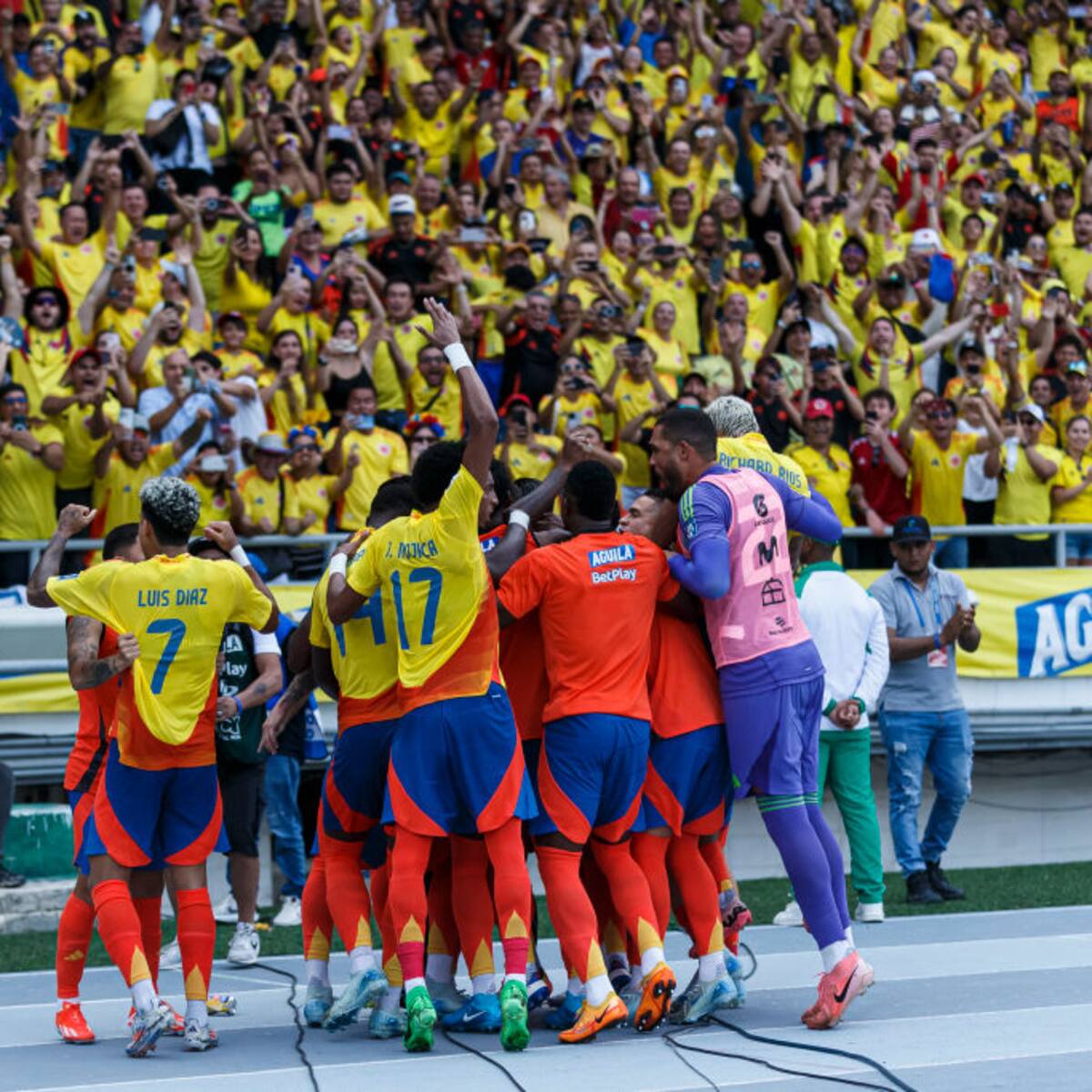 MinDeporte dejó tajante mensaje a la FCF: “Pongamos de gira a la selección por el país”