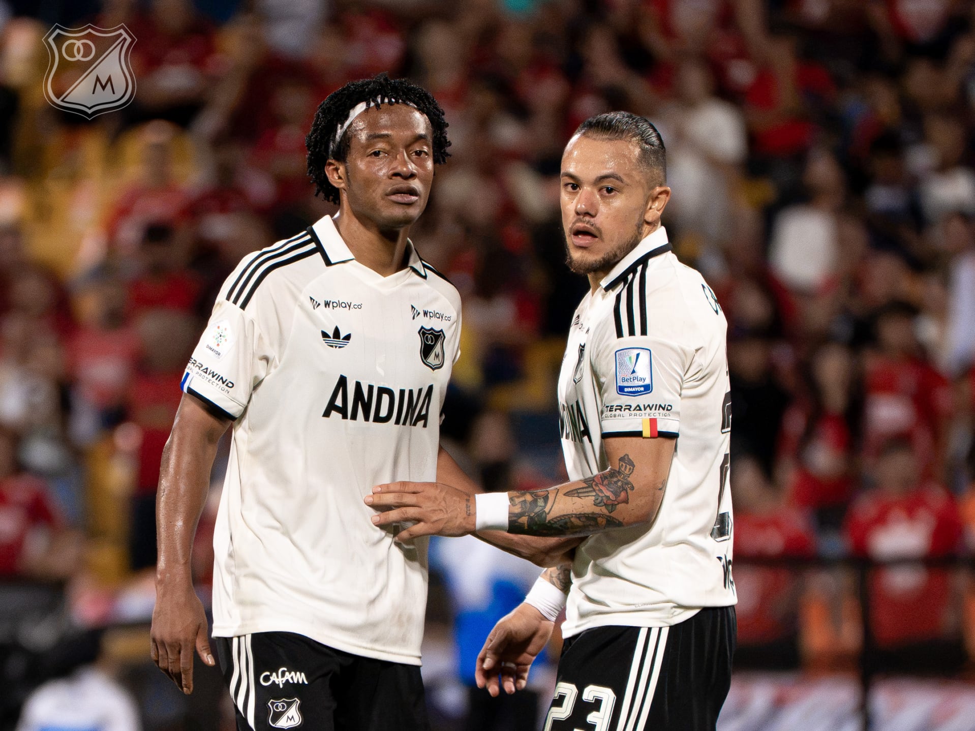 Juan Guillermo Cuadrado y Leonardo Castro, jugadores de Millonarios / Millonarios FC.