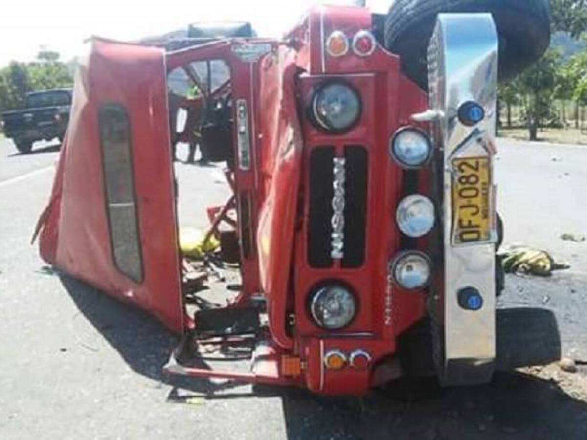 Un muerto y cinco heridos en accidente de tránsito en la vía Ibagué - Espinal