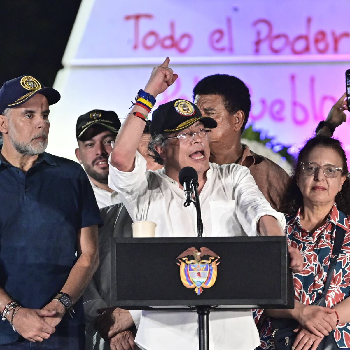 Petro advierte que en el Congreso están “acabando la reforma laboral”