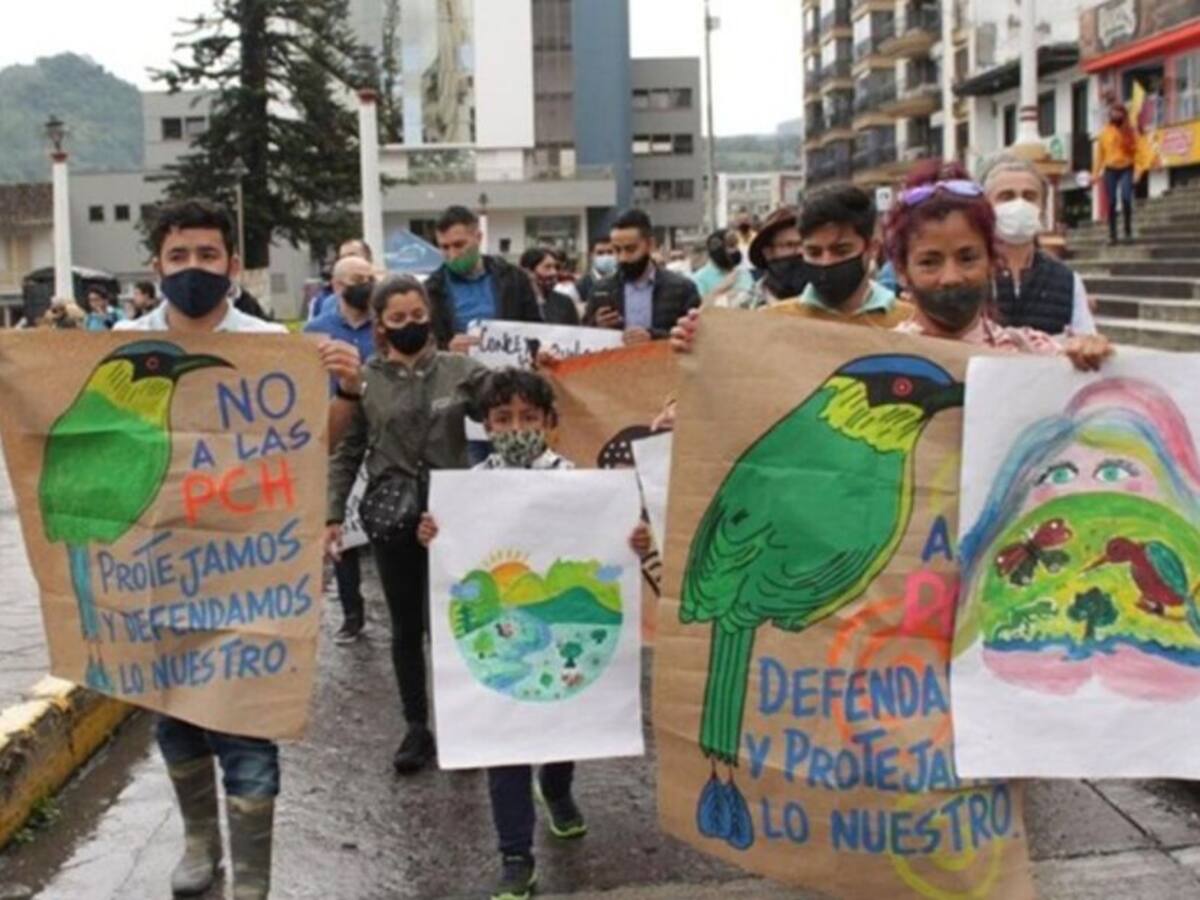 Denuncian afectaciones por pequeñas centrales hidroeléctricas en Risaralda