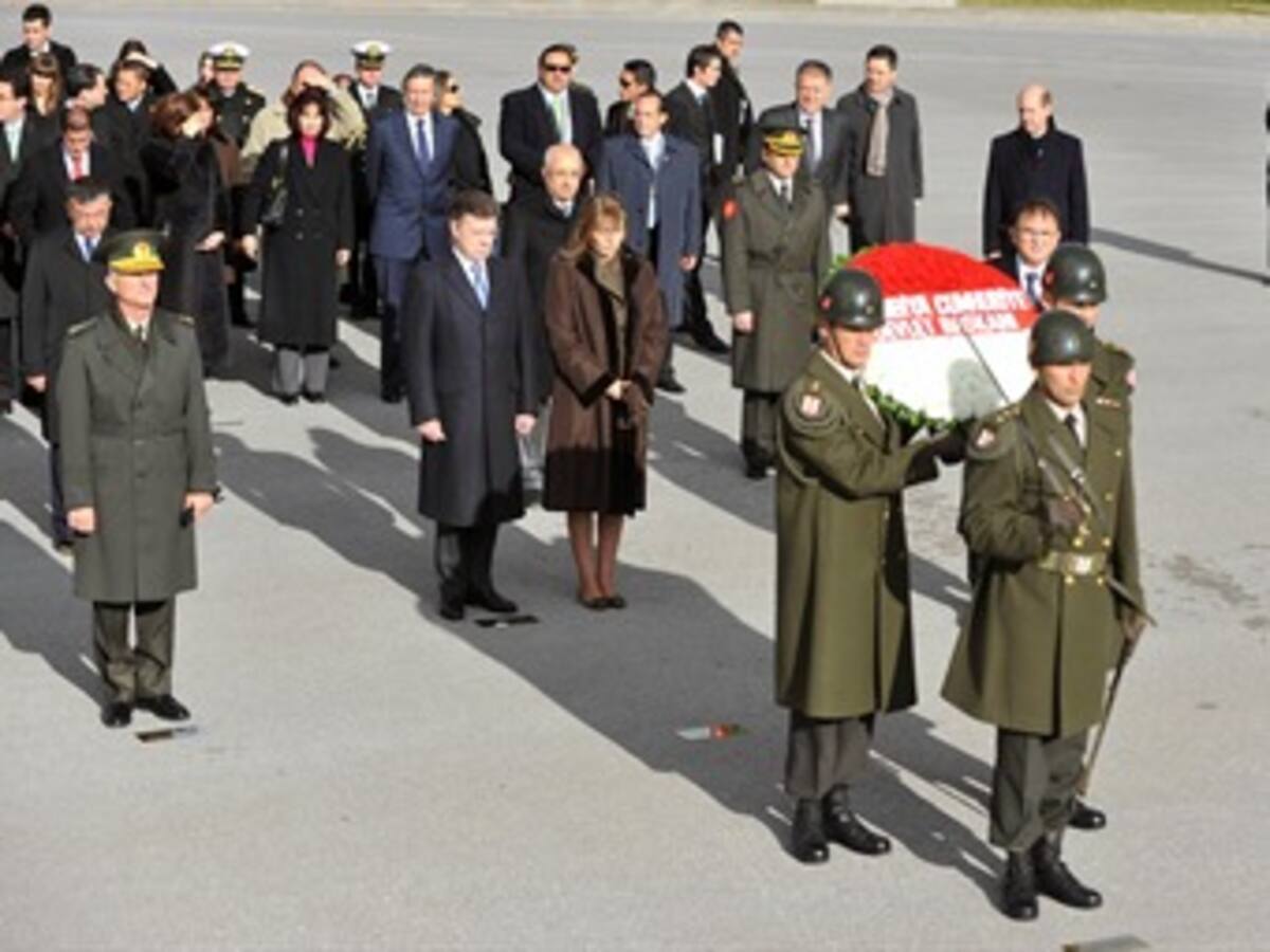 Duras críticas del presidente Santos a las políticas de Europa para afrontar crisis económica