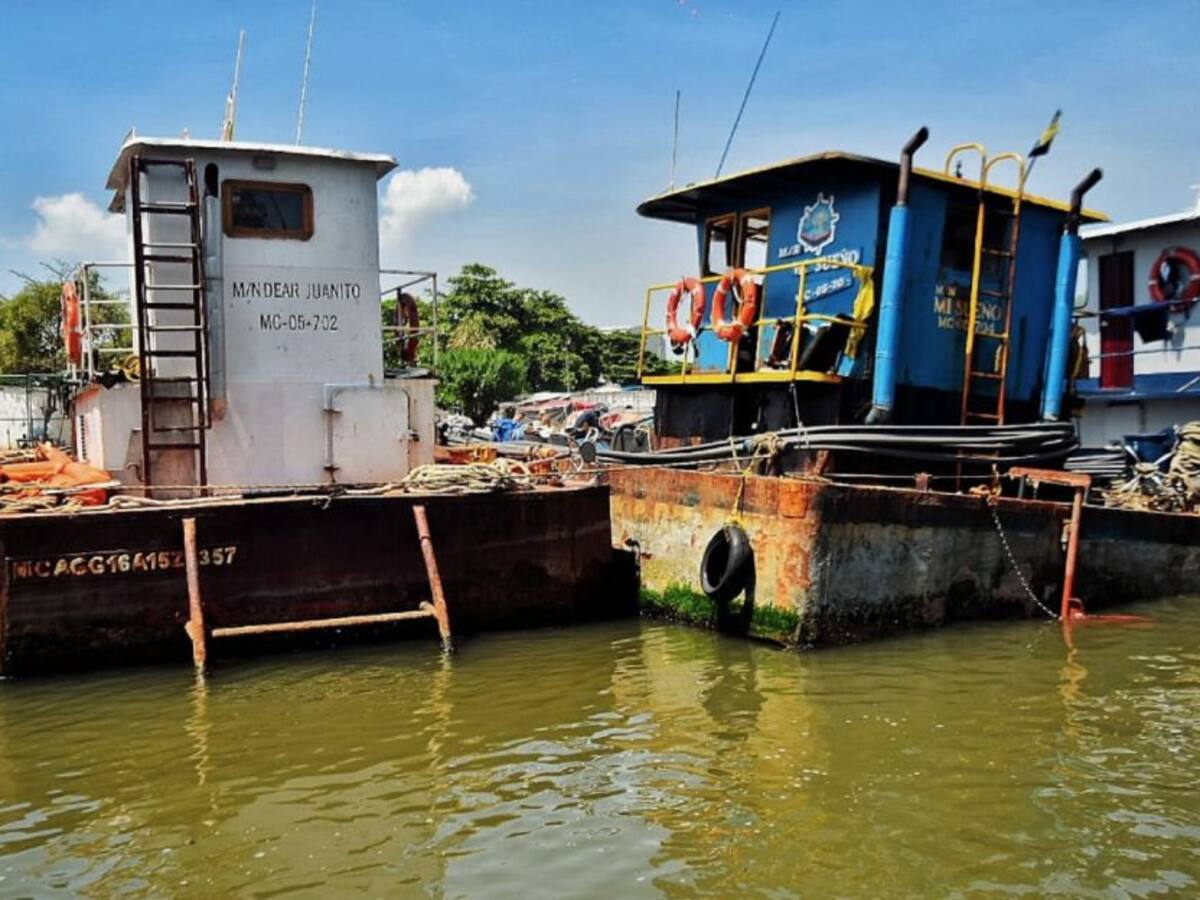 En Cartagena embarcaciones "abandonadas" podrían ser destruidas
