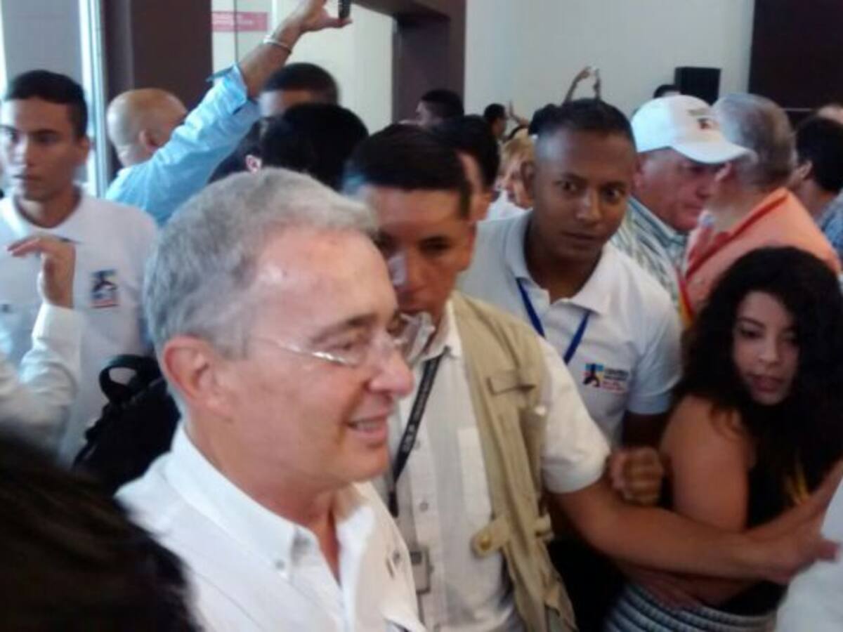 Uribe y Pastrana definen mecanismo para escoger candidato presidencial
