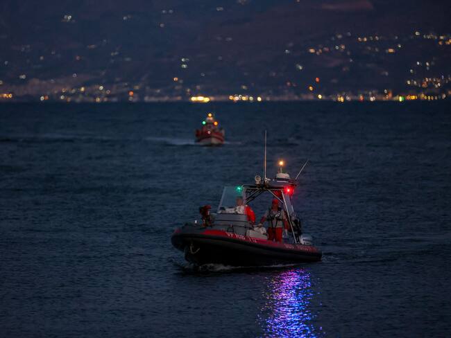 Avanza operación de rescate tras naufragio de yate en Italia: hallaron dos cuerpos