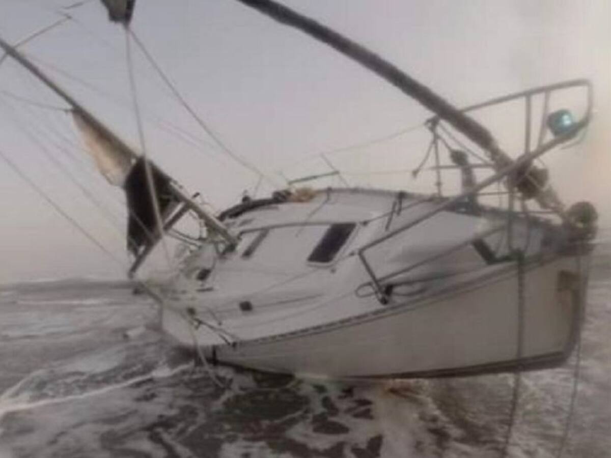 Náufragos argentinos estudian acciones legales contra la Armada Nacional