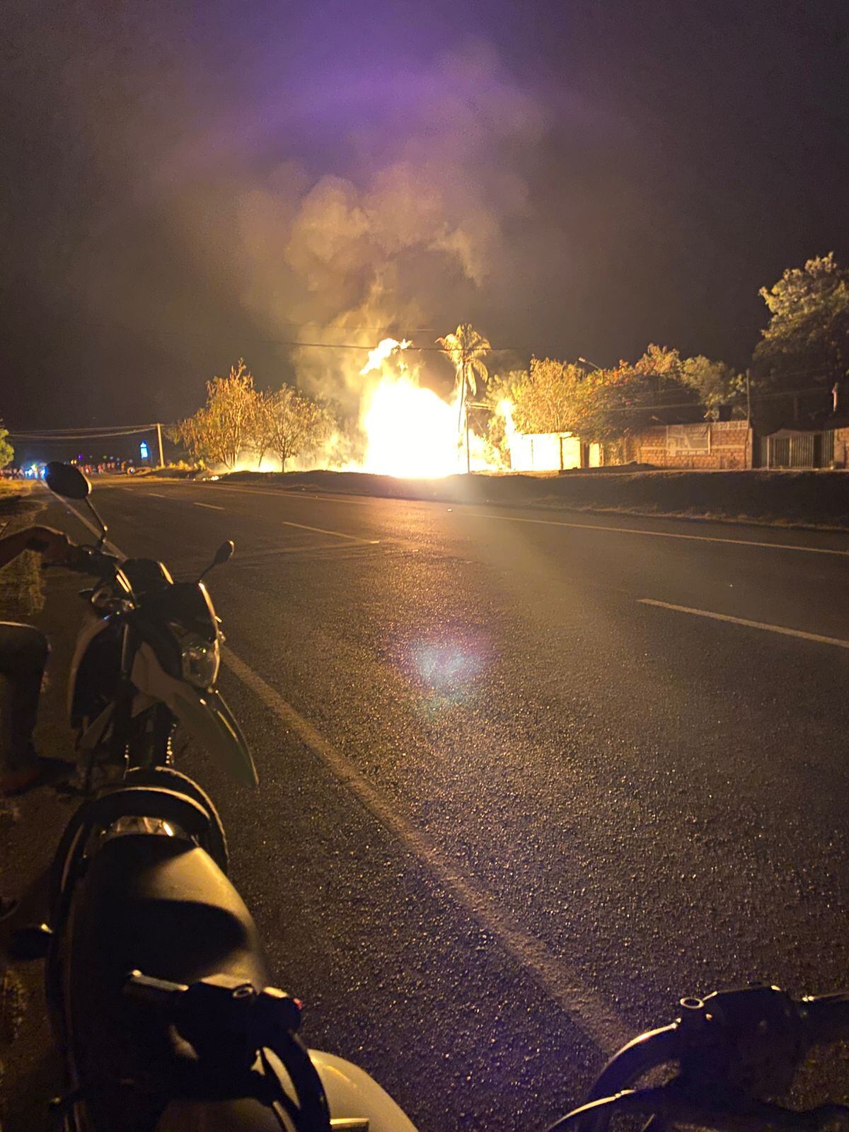 Incendio por fuga de gas al sur de Santa Marta/ Cortesia