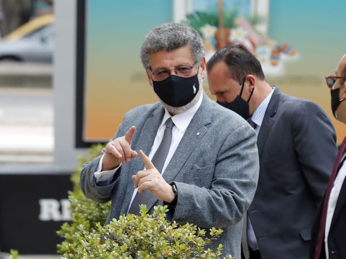 Granados: “Corte no tiene competencia para citar a Uribe a versión libre"