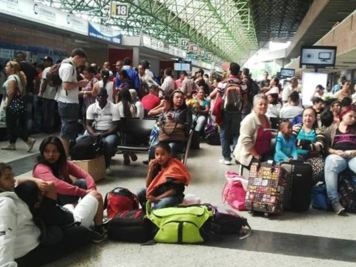 400 mil personas saldrán de Medellín por las terminales de transporte