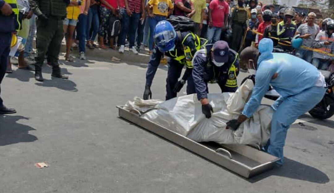 El siniestro ocurrió al frente de un supermercado ubicado en inmediaciones de la Terminal de Transportes