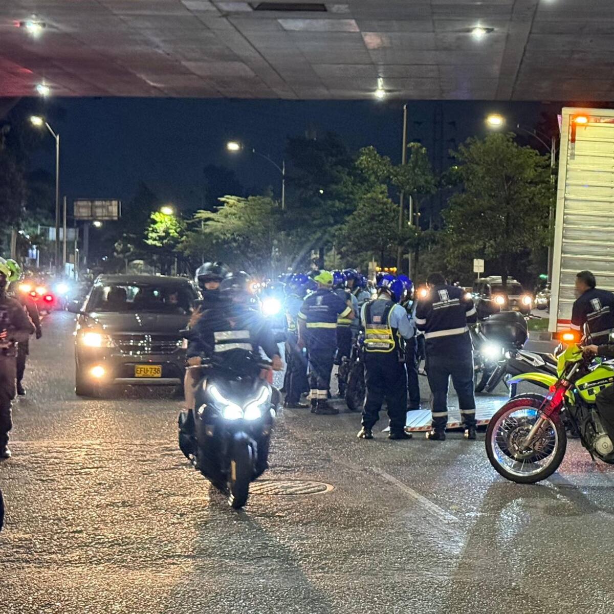 Medellín: Más de 500 vehículos inmovilizados y 800 comparendos dejan operativos de Halloween