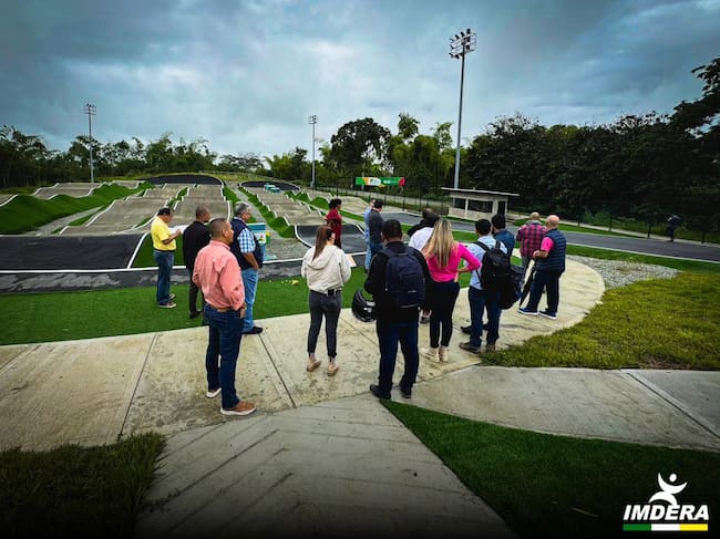 Visita a la pista de BMX en Armenia. Foto Cortesía Imdera