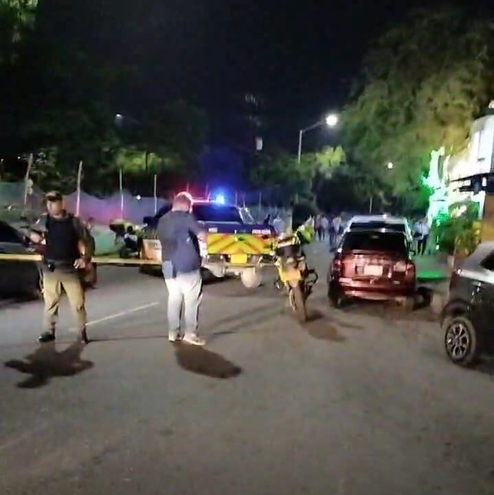 Atentado con explosivos en establecimiento de la Avenida Libertadores