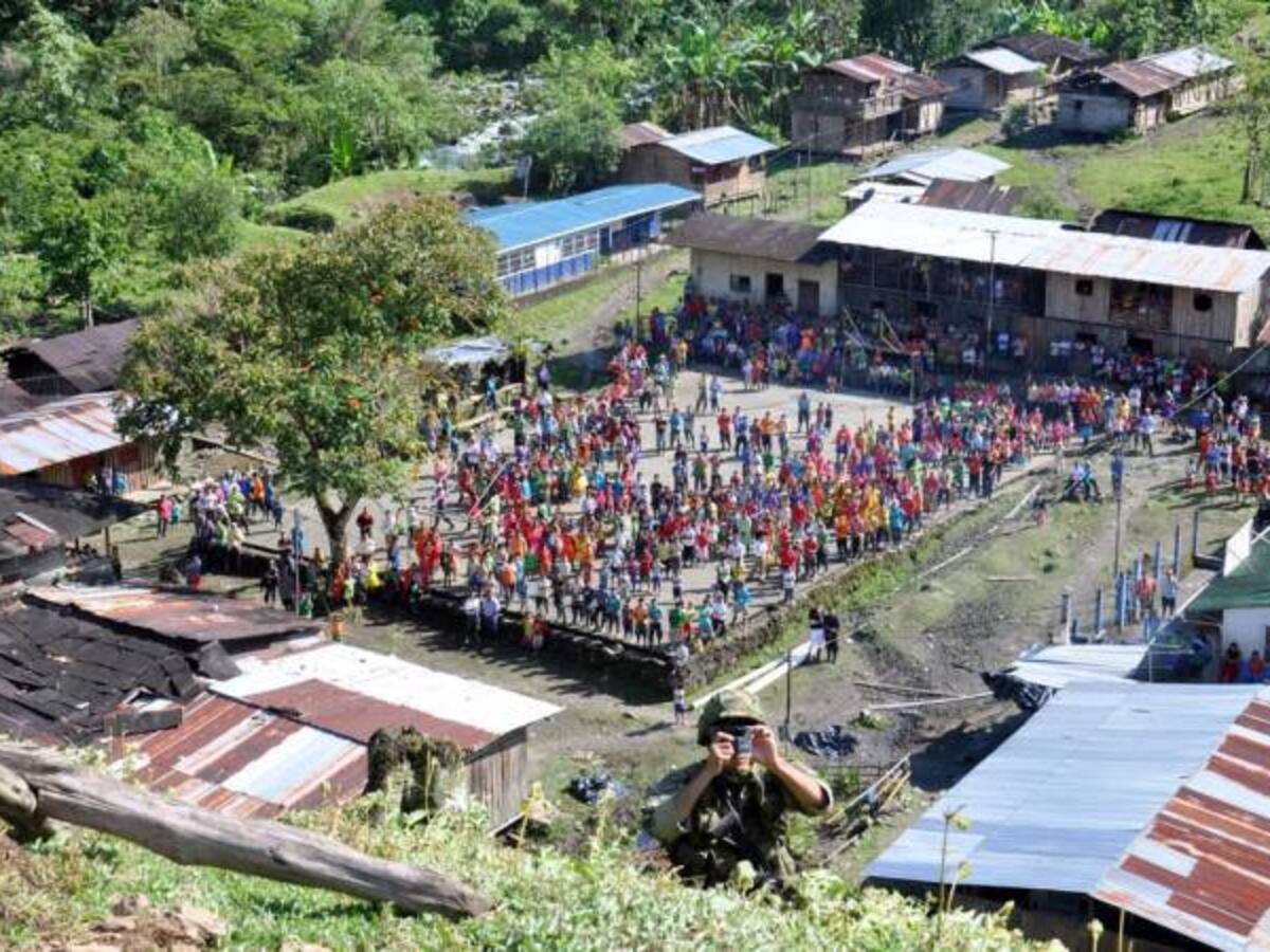 Equipo técnico de la Carder visita la localidad de Puerto de Oro en Mistrató