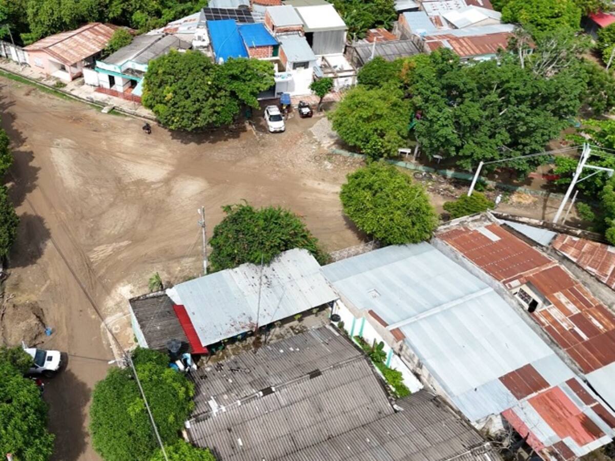 Firman convenio para pavimentación de la vía principal del barrio Boston de Magangué