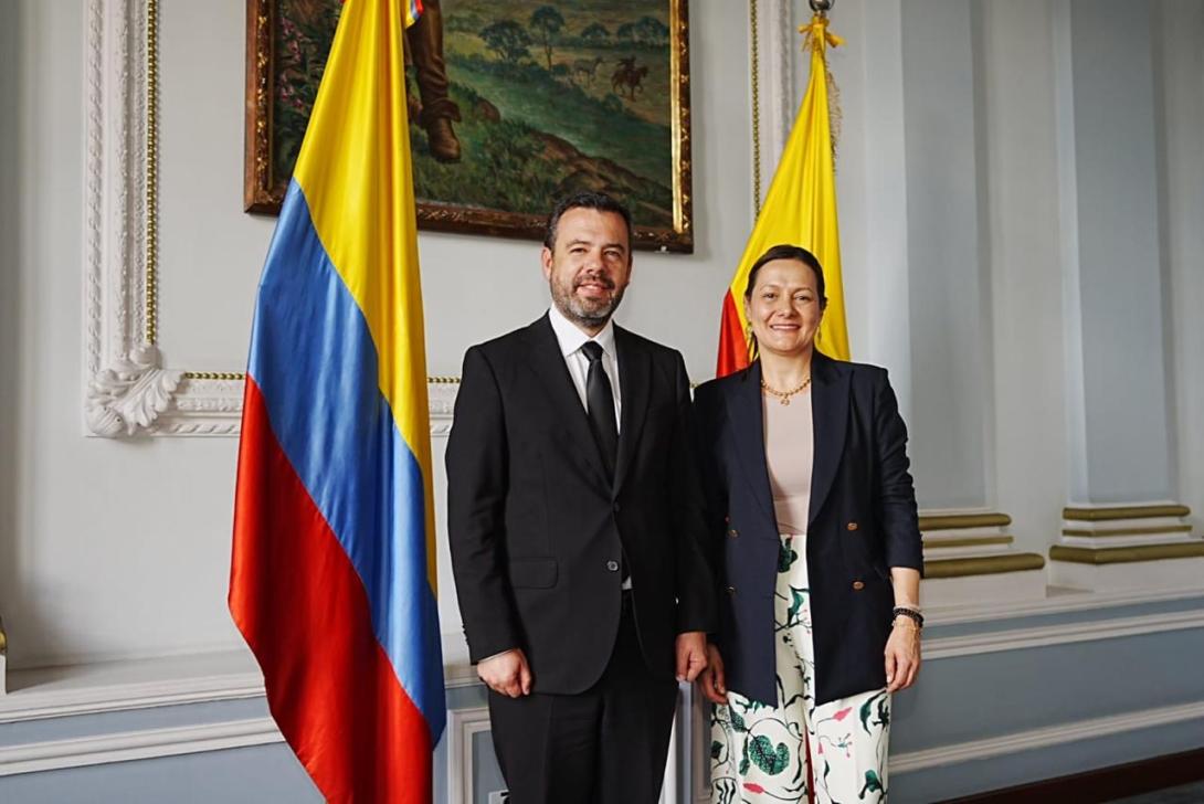 Ángela Garzón fue posesionada como nueva directora del Instituto Distrital de Turismo de Bogotá. Foto: IDT