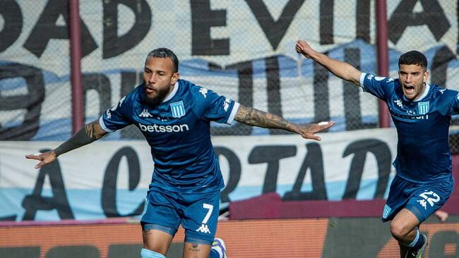 Duván Vergara comanda la clasificación de Racing en Copa Argentina: vea su gol a Deportivo Riestra