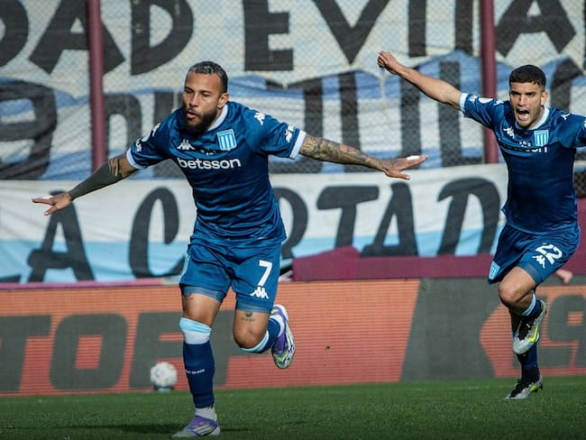 Duván Vergara comanda la clasificación de Racing en Copa Argentina: vea su gol a Deportivo Riestra / Tomada de @RacingClub