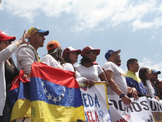 Hiperinflación obligaría a Venezuela a dolarizar su economía