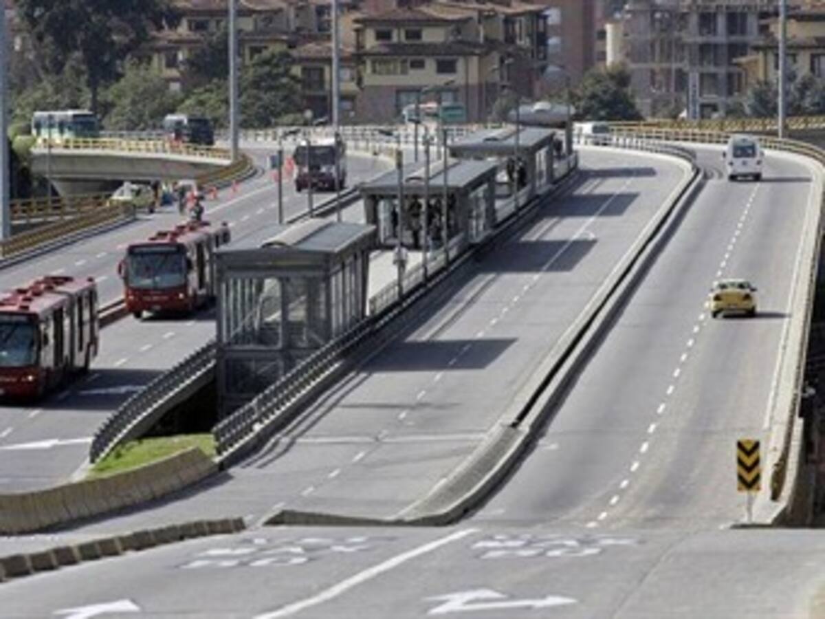 66 mil buses, busetas y taxis transportarán a los bogotanos en el 'Día sin carro'