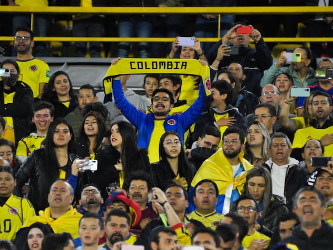 Despliegan fuerte operativo policial para garantizar el orden en el partido de Colombia en El Campín. Getty Images