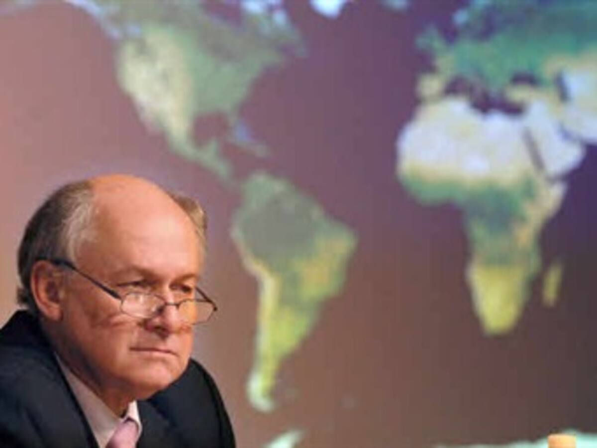 Patarroyo denuncia falta de apoyo del gobierno a las investigaciones de vacuna contra la malaria