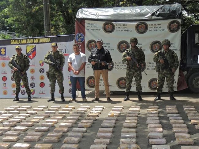 Ejército y CTI incautan 315 kilos de cocaína DEL Clan del Glofo