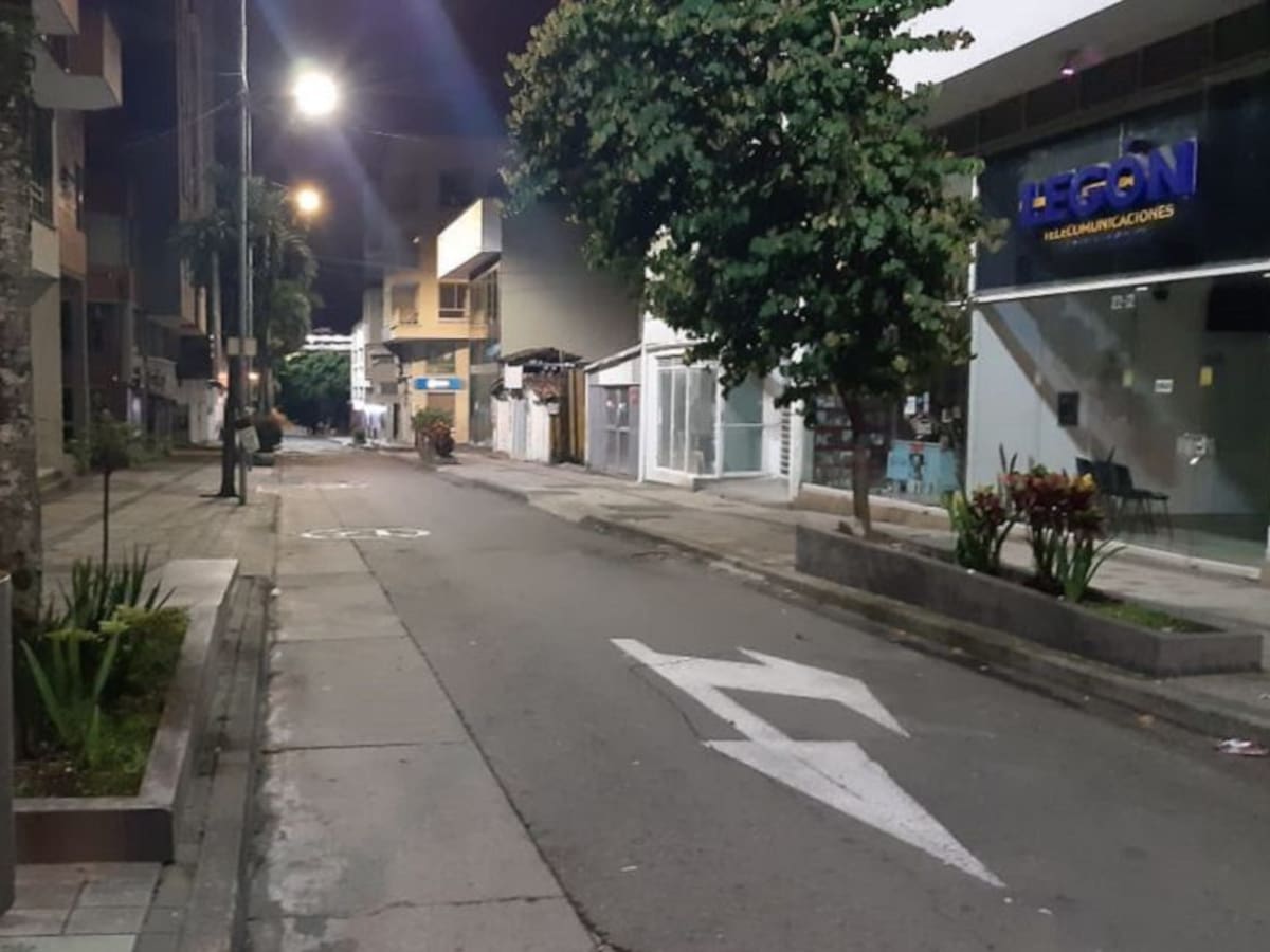 Todos los fines de semana de agosto regirá el toque de queda en Armenia