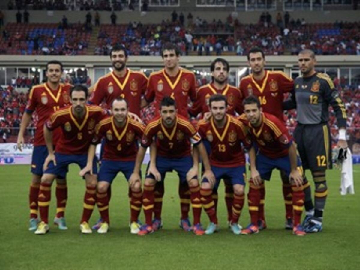 España completó 16 juegos invicto