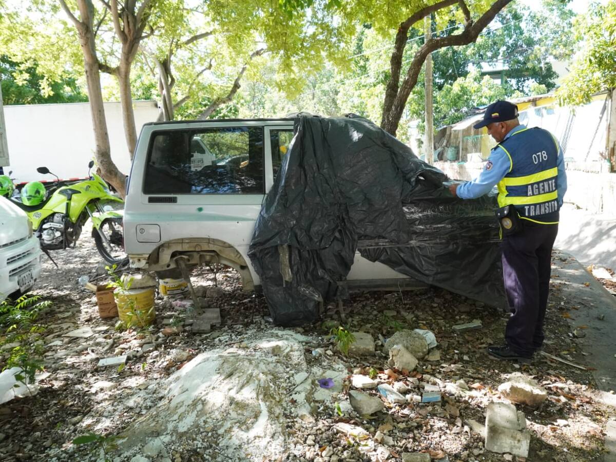 DATT advierte que inmovilizará vehículos abandonados en El Socorro