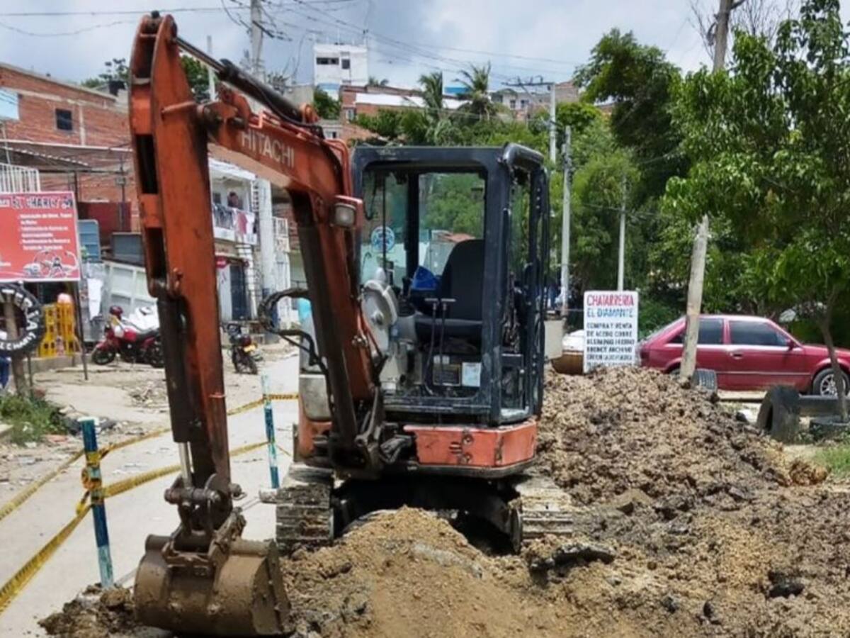 Más de 100 barrios de Cartagena sin agua por daño en tubería de Colinas