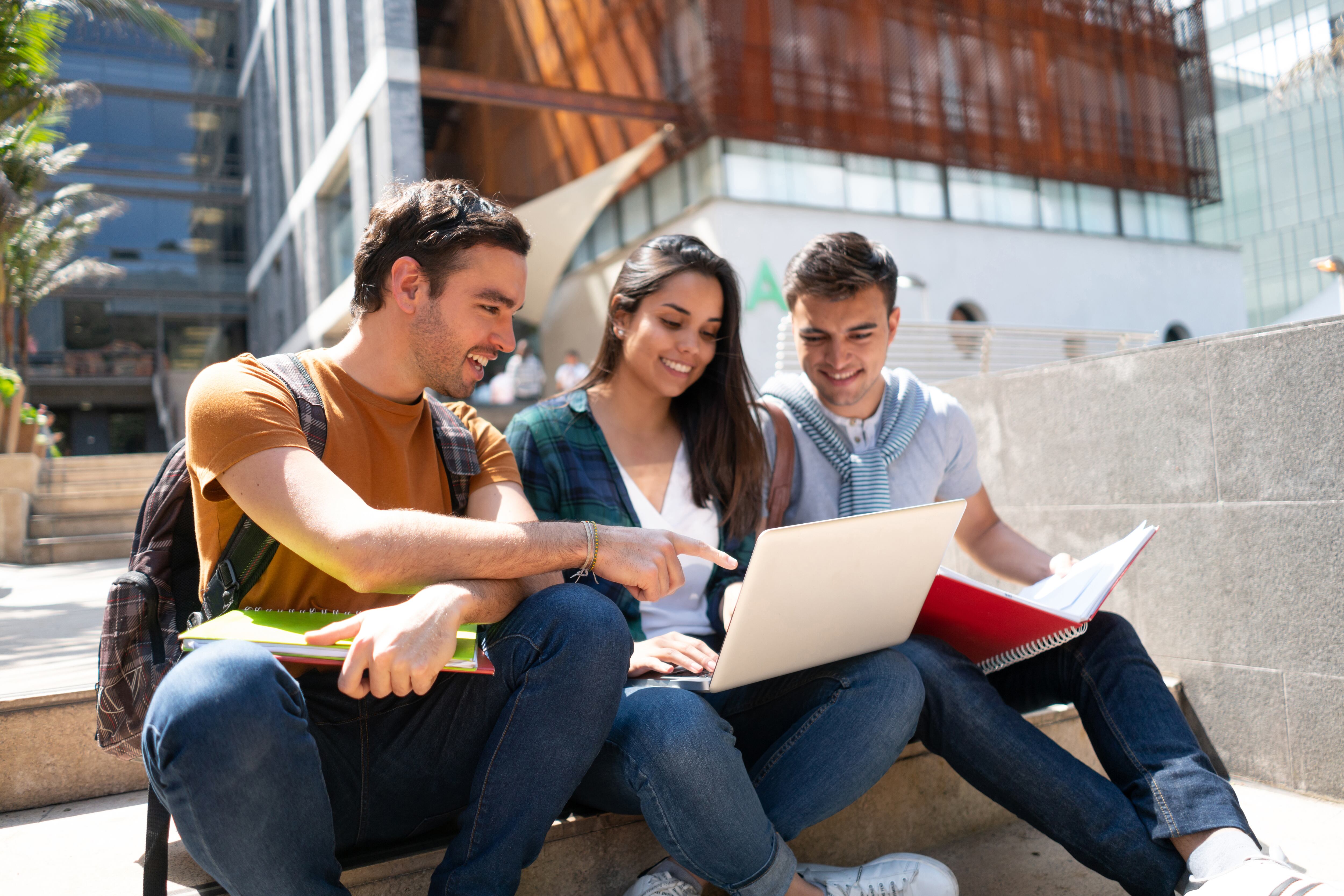 Becas 2025 para colombianos. Imagen de referencia vía Getty Images