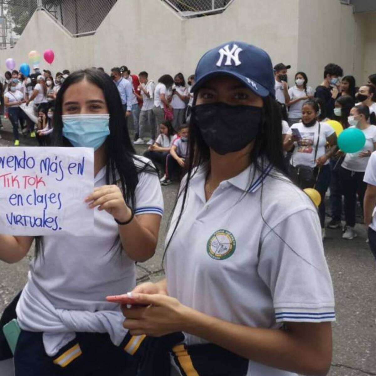 Estudiantes y padres de Pereira piden regresar a las clases presenciales