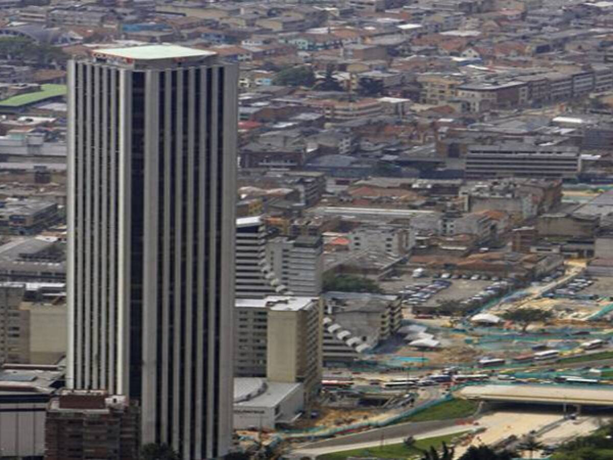 Aspirantes a alcaldes locales presentan sus propuestas en audiencias públicas