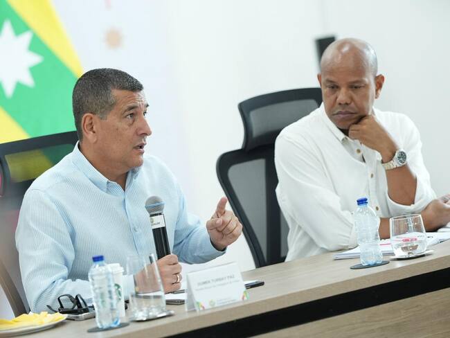 Socializa plan de contingencia por obras en nueve instituciones educativas y en el INEM con el Sudeb