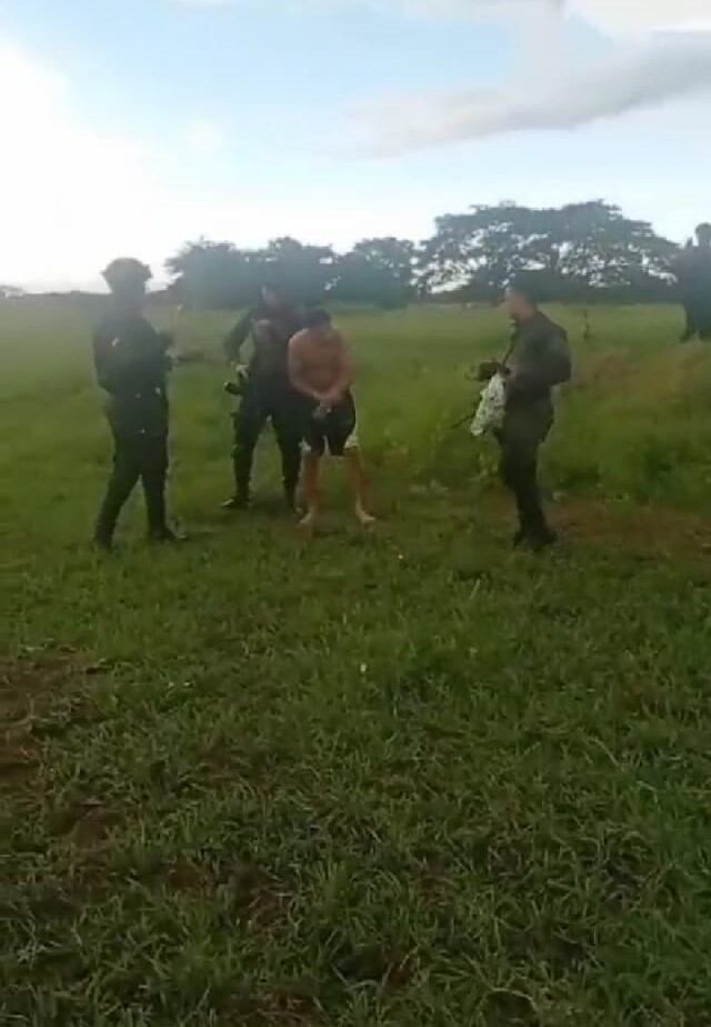 Alias Mojarro minutos después de su captura.