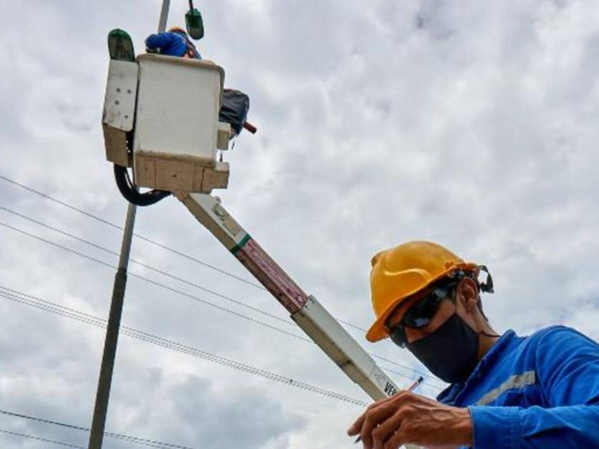 $14.680 millones en sistema de alumbrado que no funciona en Bucaramanga