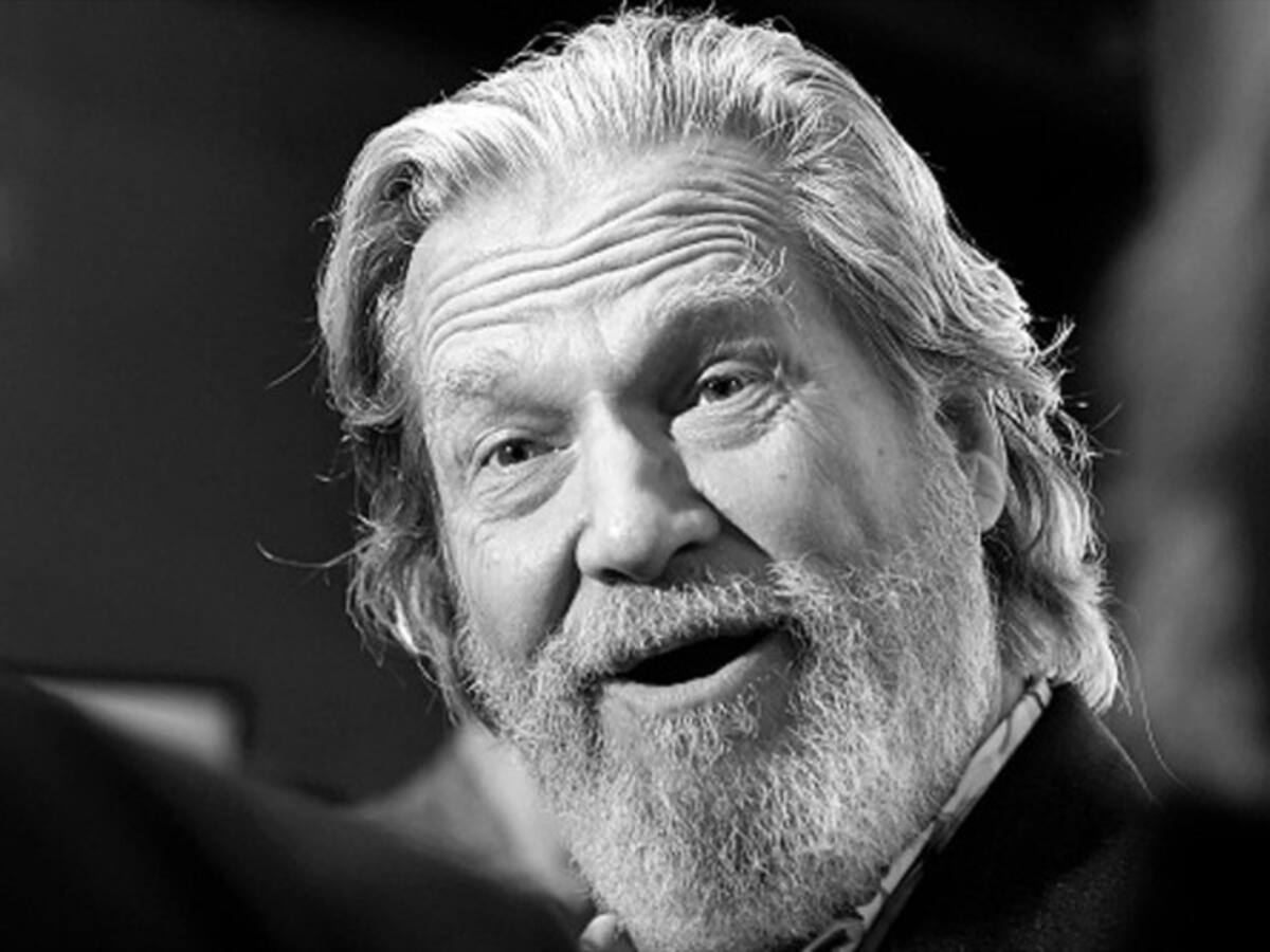 Jeff Bridges recibió el premio de la junta de gobernadores por sus aportes a la industria