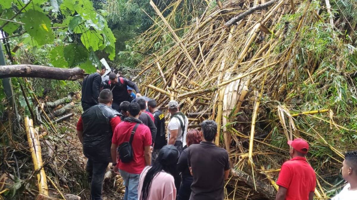 Aguaceros provocan deslizamientos y desbordamiento de ríos en Santa Marta