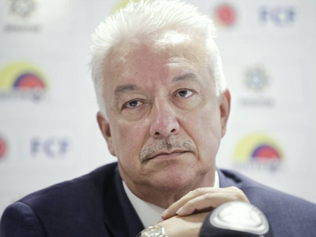 El señor Jorge Perdomo debería renunciar por respeto al fútbol: Iván Mejía