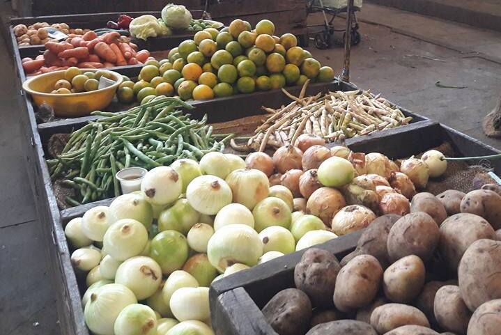 Por bloqueos de vías suben precios de los alimentos de la canasta familiar