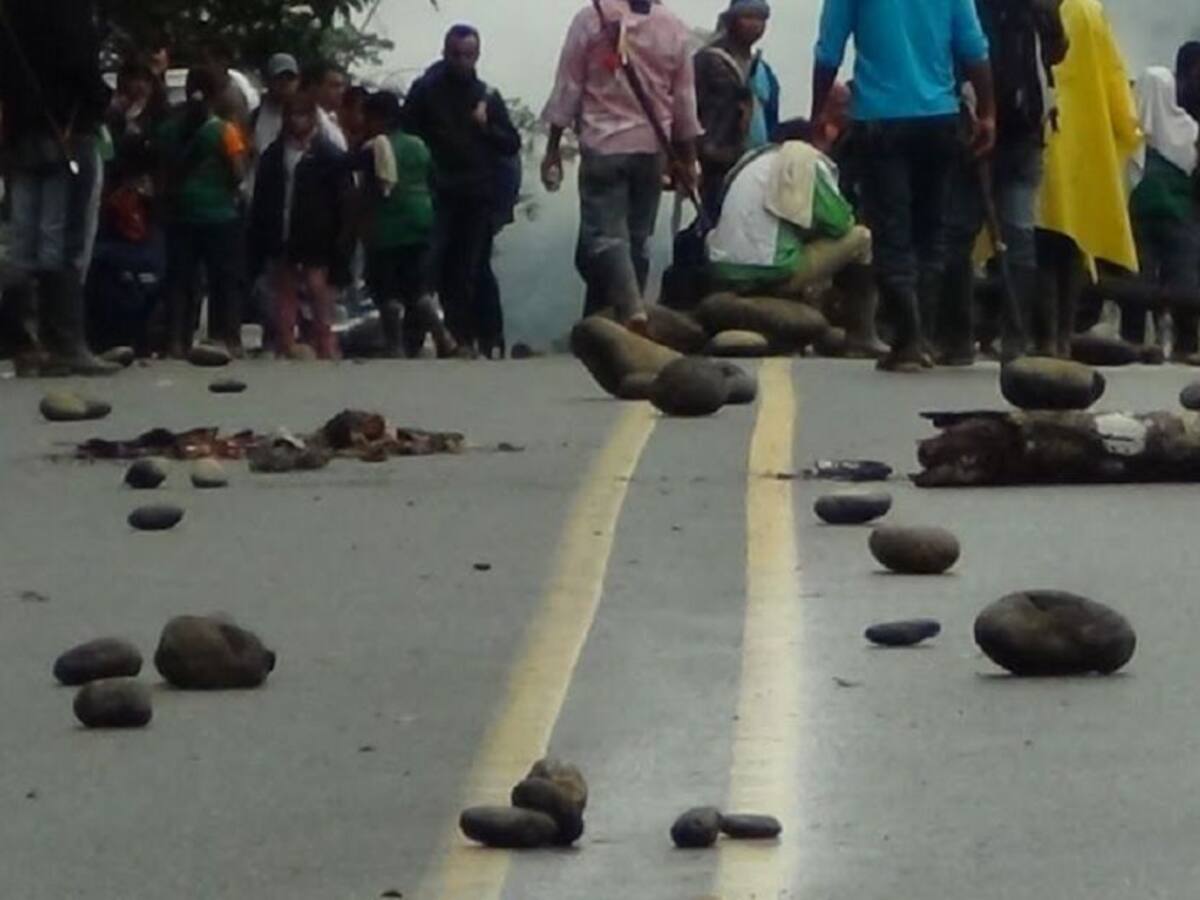 Dagua cerrado en el kilómetro 18